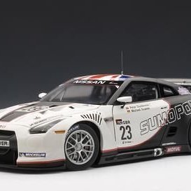 レア美品】オートアート 1/18 日産 GT-R R35 FIA GT1 【公式通販】