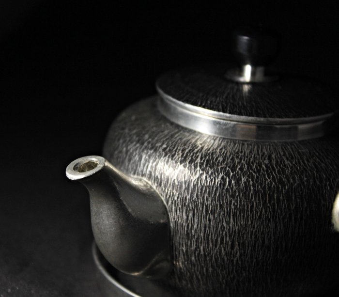 桑園の】美品!! 日本老字號本錫錫半377g 嵯峨野茶器組壺托側把壺T