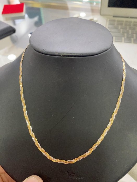 黃金k項鍊便宜賣了，材料k，重4.58克，長度40厘