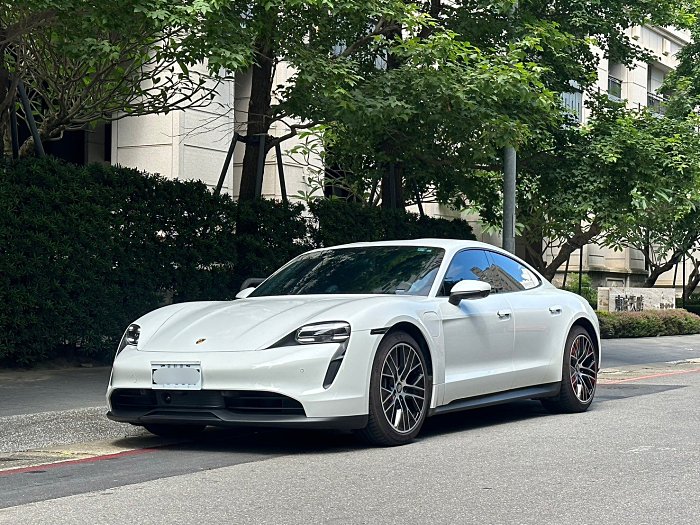 Porsche Taycan 2021 精準選配 總代理 金帝|民族*D*