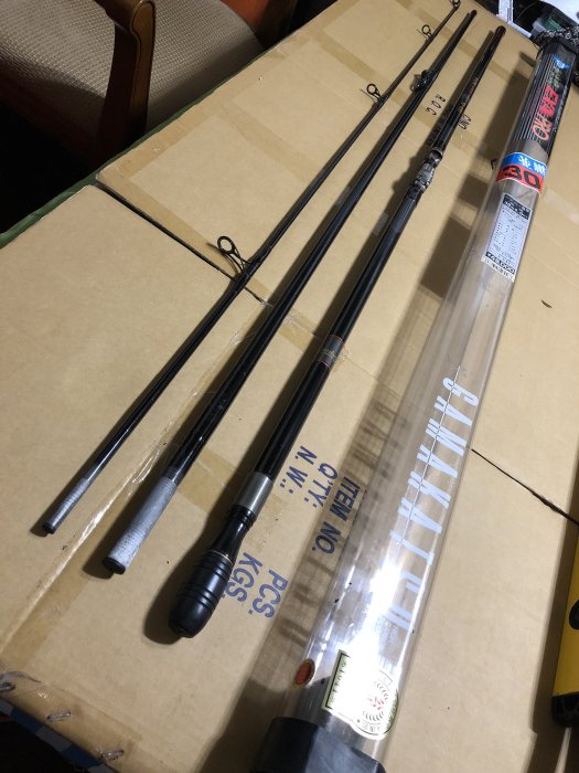 日本製GAMAKATSU がま投EXA PRO 30號400 十三尺多並繼遠投竿岸拋竿海鱸