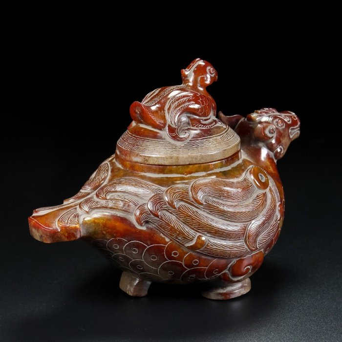 古代 和田玉(ホータン) 細工浮彫り『古代龍』龍佩 根付 緒締玉 提げ物