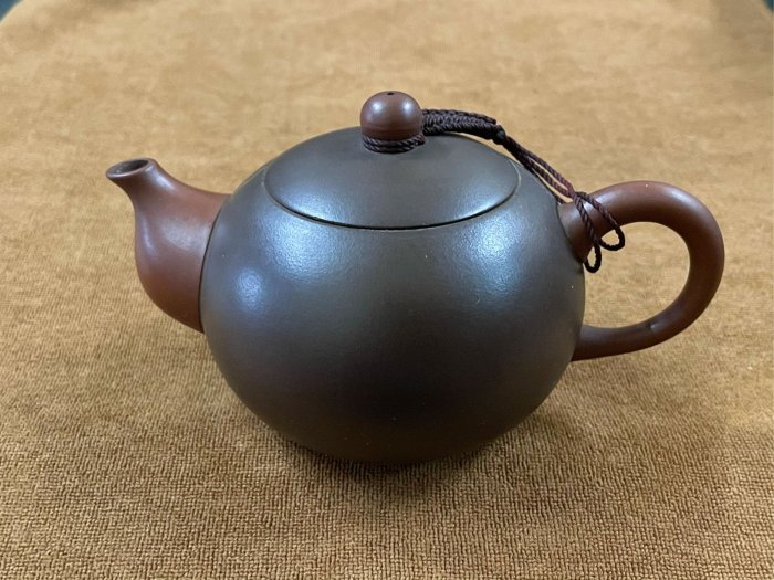 早期宜興紫砂壺中國盧記正品手工紫砂壺作工精美密合度高老爸40年