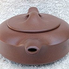 乾坤閣紫砂壺孫洪源易新壺(名家壺) 刻