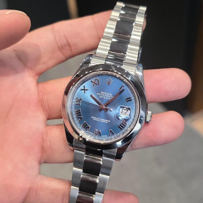 【個人藏錶】 ROLEX 勞力士 116300 蠔式日誌 天空藍面盤+羅馬數字時標 日期窗 三版帶41mm 126300