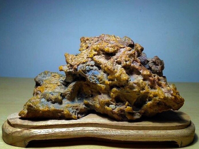 (已售)彩風凌石 雅石鐵丸石黑膽石奇石戈壁石雕太極網花玉太湖西瓜玫瑰螺溪臺灣風水招財開運聚寶收藏藝術品古董文玩陶瓷名家壺