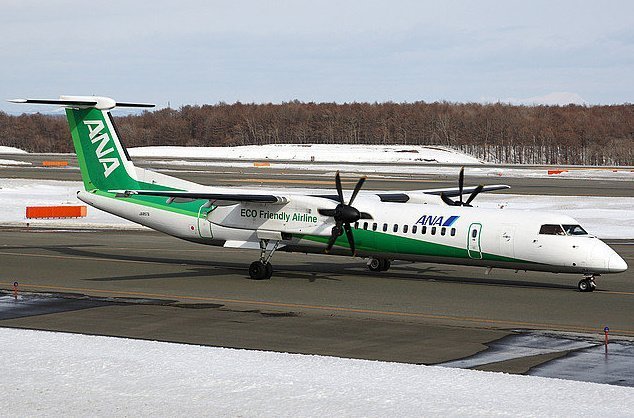 ANA DHC-8-400 1:200 飛行機　旅客機　模型　航空機 ANA DHC-8-400 1:200 飛行機 旅客機 模型 航空機 Amazon | 1/200