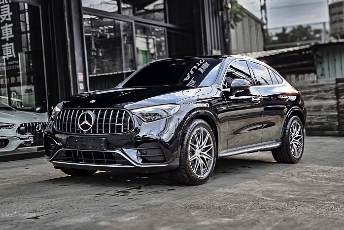 船長車庫 - 最新款 2024 GLC43 Coupe AMG 大滿配 低里程