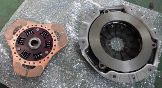 NISMO MARCH 引擎用 金屬離合器及壓板組全新品 NISMO MARCH K11 CG13 CGA3引擎用金屬離合器及壓板組，全新品| Yahoo拍賣