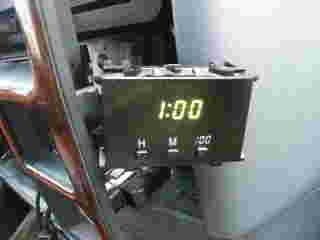 TOYOTA TERCEL VIOS PREMIO HIACE MARCH 三菱 時鐘不亮 電子鐘 修理