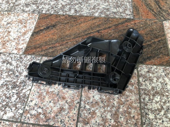 TOYOTA ALTIS 14 15 16 全新 前保桿固定扣 葉子板釦子 一邊180