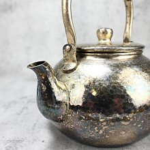 桑園の】一元起標!! 日本高級銀壺清雅堂燻銀370g 鎚目肌藤把銀瓶提樑壺