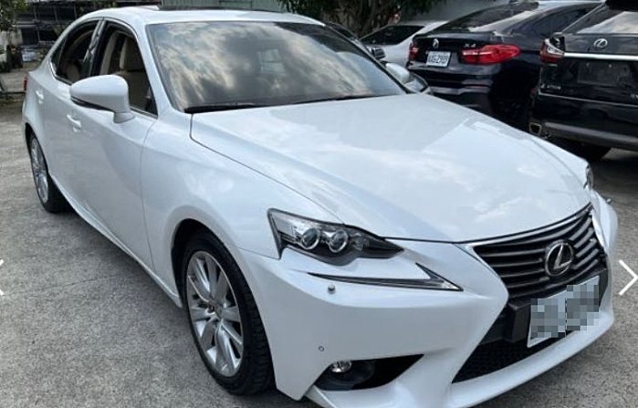 2017 Lexus/凌志  IS200T 只跑5萬km
