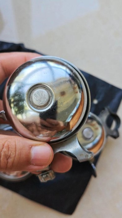 嚴選永久老牌自行車車鈴，聲音清脆動聽成色佳。老物件收藏推薦。 老車配件 古董自行車零件 老物記憶