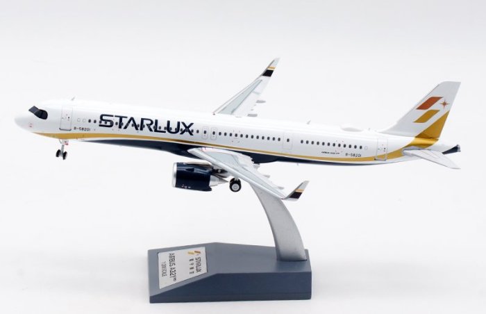 Aviation 1/200 台灣星宇航空A321neo STARLUX 金屬飛機模型附展示架