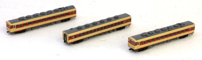 八田元氣小棧: 全新日版KATO 10-023 スターターセットキハ58系急行形