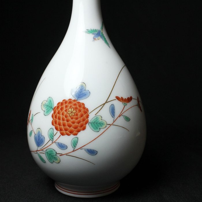 桑園の】日本宮廷御用深川製磁花鳥鶴頸花瓶花瓶花器美品桐箱D 3220