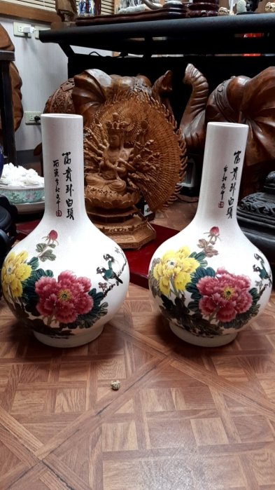 中華陶瓷 稀少双耳花瓶 台北早期任克重监製 年代品 美術品 古董品 收藏品 中華陶瓷花瓶任克重的價格推薦- 2026年5月| 比價比個夠BigGo