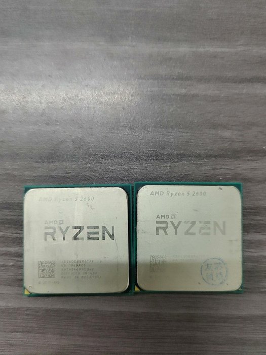 出兩個r5 2600 功能正常，沒暗病，成色如圖 蓋面小花，不影響使用-【米酷電腦數碼配件】