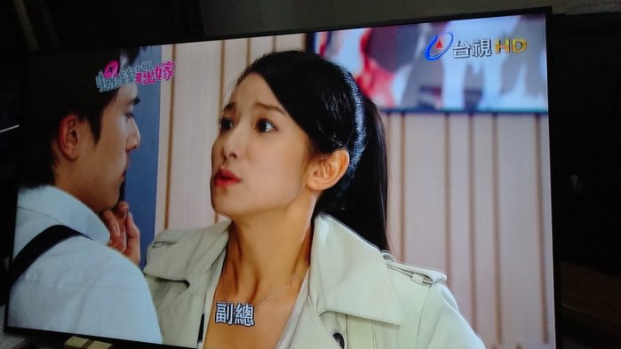 SONY新力KD-55X8500D畫面橫條紋雙重影抖動、閃紅燈不開機等故障維修