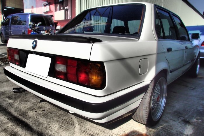 DJD19040428 BMW E30  平貼式尾翼 鴨尾翼 空力套件