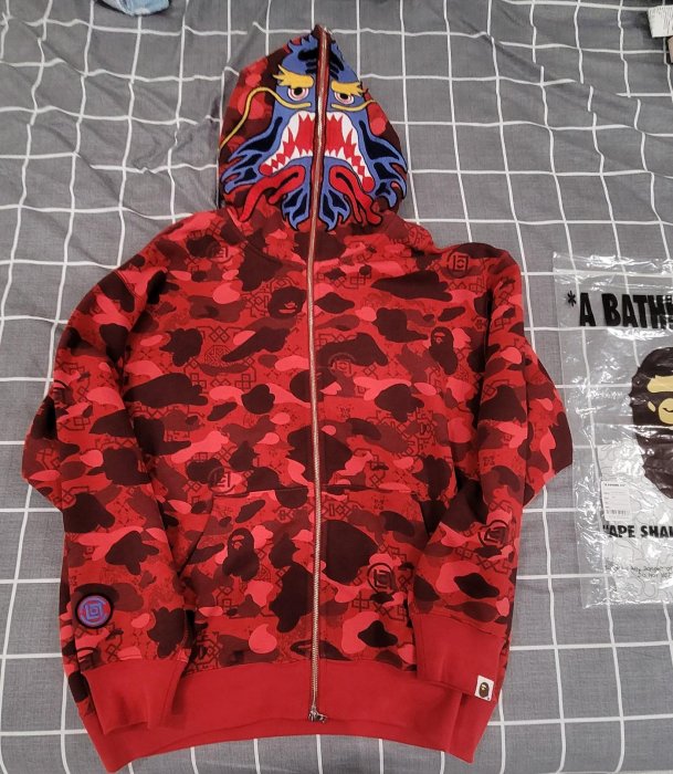 Bape X Clot 紅迷彩 絲綢 紅龍 連帽外套