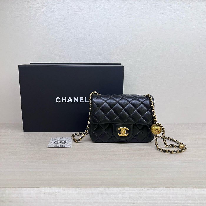 30年老店 預購 CHANEL Mini coco 17 方胖子 金球 口蓋包  黑 金鍊 AS1786