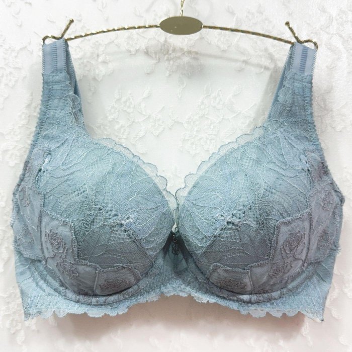 👙Mode Marie曼黛瑪璉：32/70G(有送加長背扣36可穿戴)💗婷の二手內衣💗微厚罩杯。