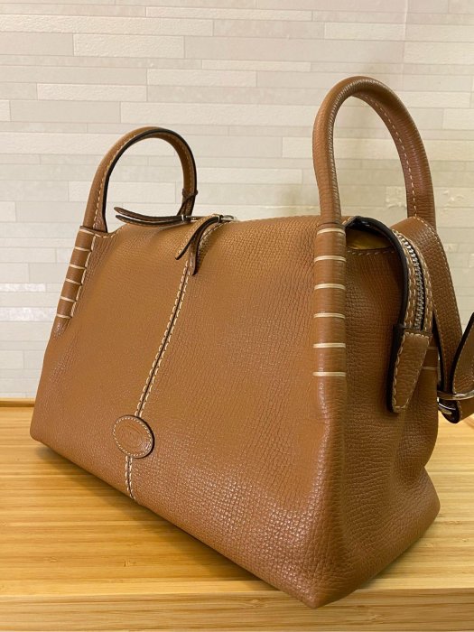 TOD's AOZ BAULETTO PICCOLO 義大利製精品女包，全新原裝，超值