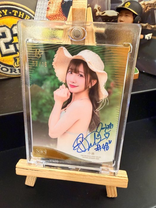 02/16 小迪 2025夏日泳裝親簽閃卡 中信兄弟 兄弟象 Brothers Passion sisters PS 閃卡 泳裝卡 女孩卡 Rookie 簽名卡