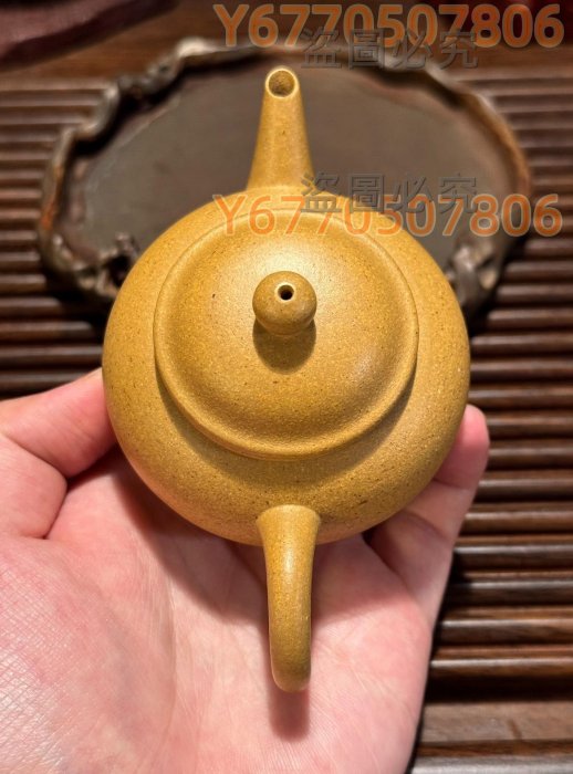 畢業級全手工——原礦老宕口黃金段泥水平小品紫砂壺120cc 原礦黃金段泥不