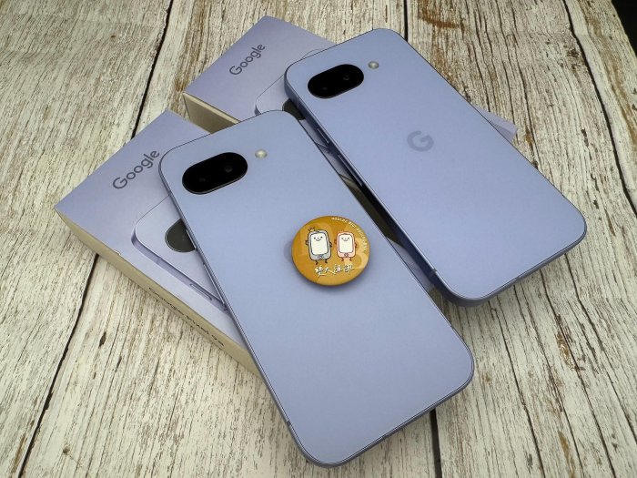 高雄雙大通訊＊Google Pixel 9a ( 8+128G) 紫色【二手盒裝/ 9.5成新