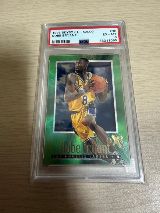 1996 skybox ex-2000 Kobe Bryant 經典天窗 新人卡 psa6