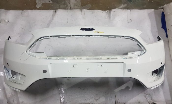 Ford Focus MK3.5 8X UX GX 運動版前保桿