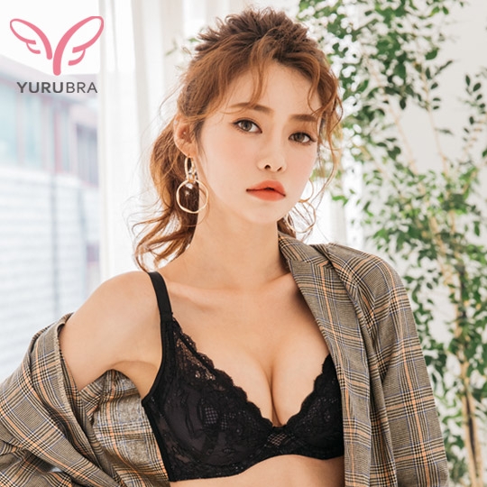 【玉如阿姨】愛麗絲仙境內衣。B.C罩 集中 V溝 機能 副乳 託高 包覆 MIT 透氣 ※0556黑
