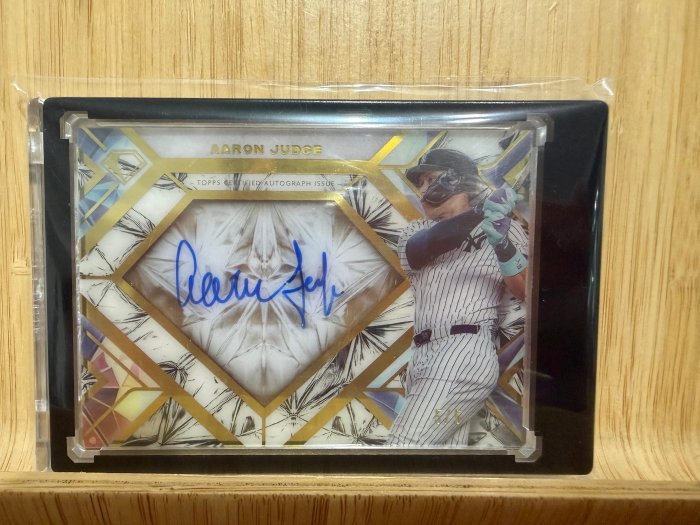 Diamond Icons 洋基隊 法官 Aaron Judge 現役最強打者！稀有壓克力SP 親筆簽名卡！卡面簽 超低限量5/5尾號！ (不含殼)