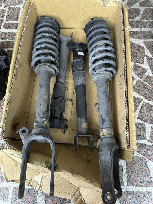 全新 中古 日規 外匯 賓士 Benz W251 R350 CDI 4MATIC原廠避震器