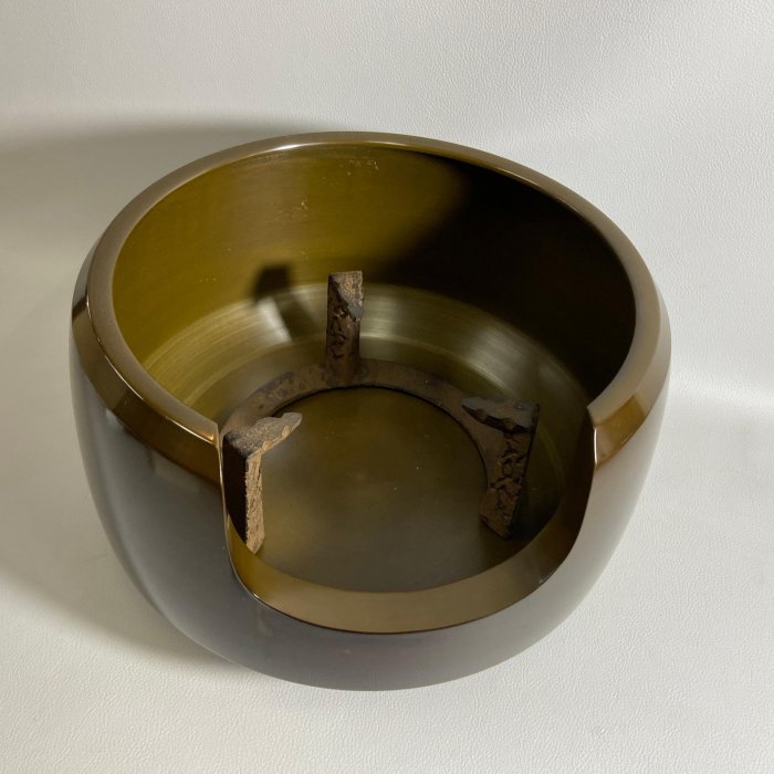 古玩輕鬆拍】老日本傳統工藝作家唐銅風爐師藤井宗喜造唐銅缺口風爐