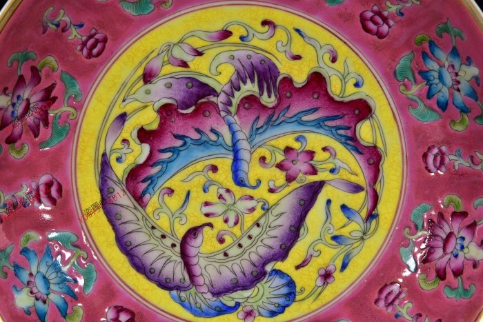 清雍正年粉彩蝴蝶紋盤4.5*21m40028513五彩粉彩琺瑯彩| Yahoo拍賣