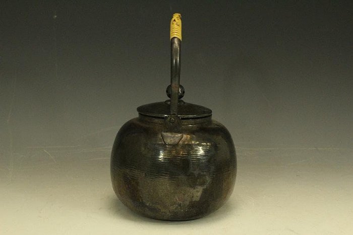 茶道具 昭和レトロ 秀峰堂 いぶし銀 急須 薬缶 湯沸し 890 茶道具昭和復古秀峰堂いぶし銀急須藥罐湯沸し890 | Yahoo拍賣