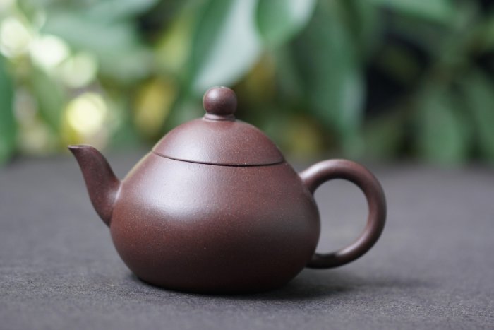 敦敦壺】-【中國宜興~國良】梨型壺~140cc薄胎紫砂茶壺(Z188) | Yahoo拍賣