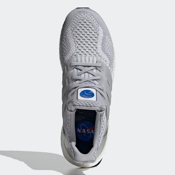 adidas ultraboost 5.0 dna space race