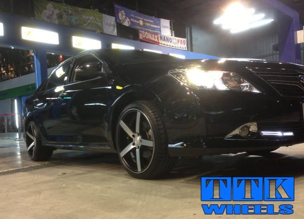 【員林 小茵 輪胎 舘】類美國 VOSSEN CV3 18吋 前後配 F:18x8.5 / R:18x9.5 黑底車面