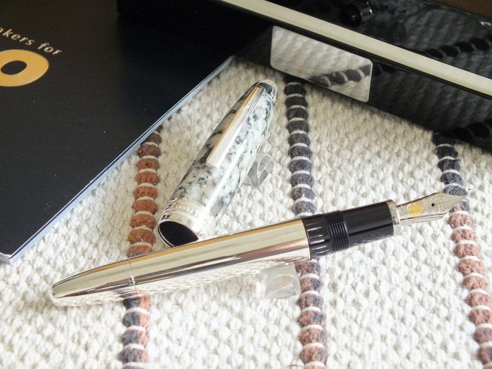 墨水世家~~Montblanc 萬寶龍創業100週年紀念146純銀鑽石限量1906