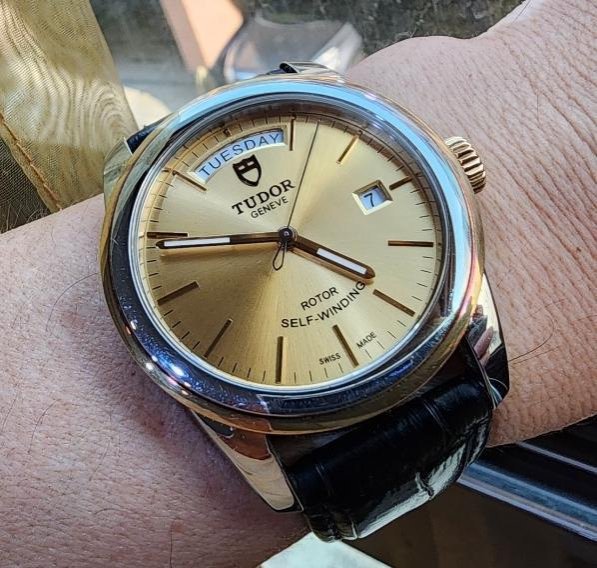 下標前請先詢問-入門瑞士高階機械錶-ROLEX副廠-中金款 帝舵TUDOR M56003 駿鈺 雙日期 錶徑39mm自動上鍊-2022原廠盒單全-原廠保固中。