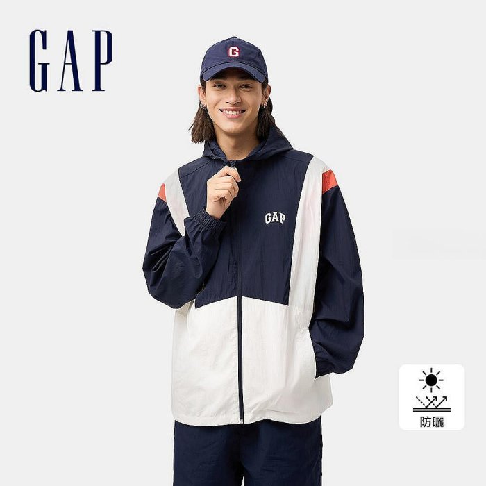 Gap 男裝 Logo印花防曬連帽外套-海軍藍拼接(723067)