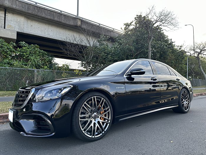 正18年 S63 AMG 4MATIC 4.0 612P 陶瓷煞車