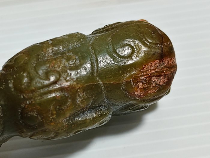 漢玉跽坐人天然和闐玉..偉哥大人高古玉老玉坨工玉器藏藏緬甸翡翠冰種戰