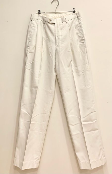 優衣庫UNIQLO.  打褶褲  休閒長褲 西裝褲   尺碼:76公分  全新