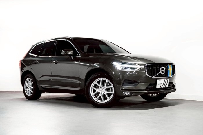 Volvo XC60 T5 M版 2020 ACC 全景天窗 總代理 金帝|民族